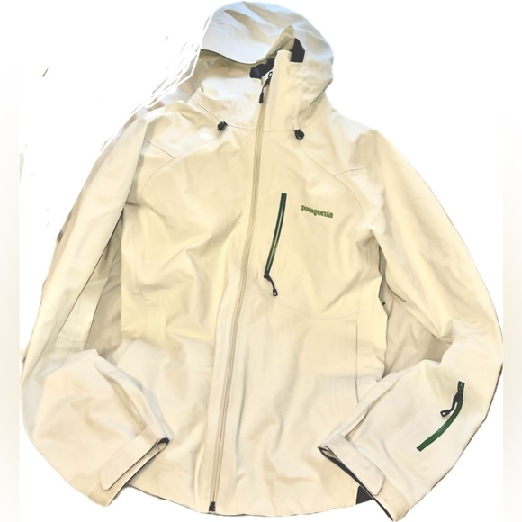 Patagonia jacket  woman’s size L - Picture 2 of 5